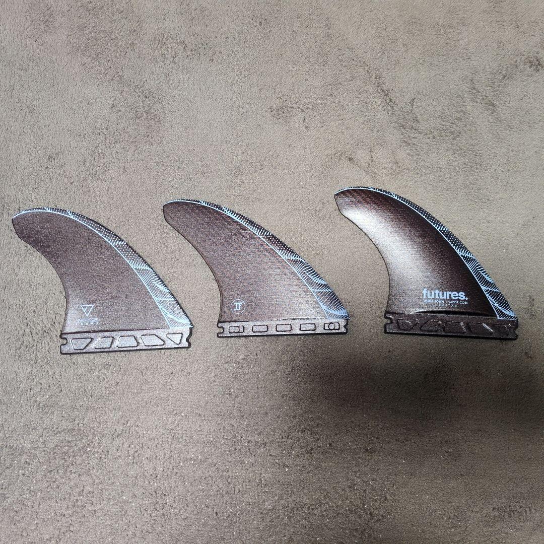 futures ジョン・ジョン・フローレンス トライフィン Lサイズ