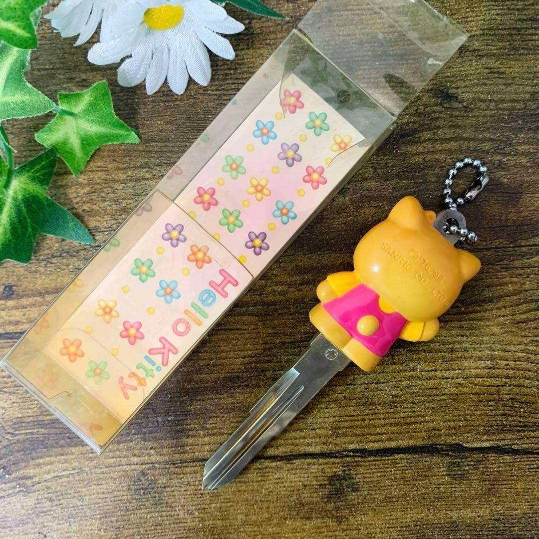 当時物　日焼け　カオハナ　ハローキティ　マスコット　入手困難　ボールチェーン