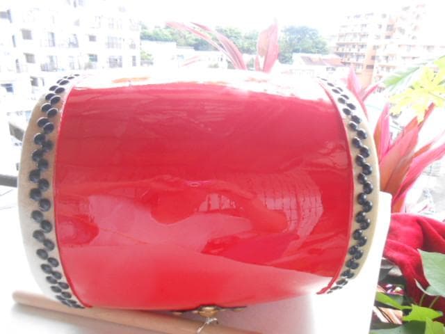 新品未使用(送料無料)17.980円Nエイサー小太鼓24cm*31cm 撥付黄牛