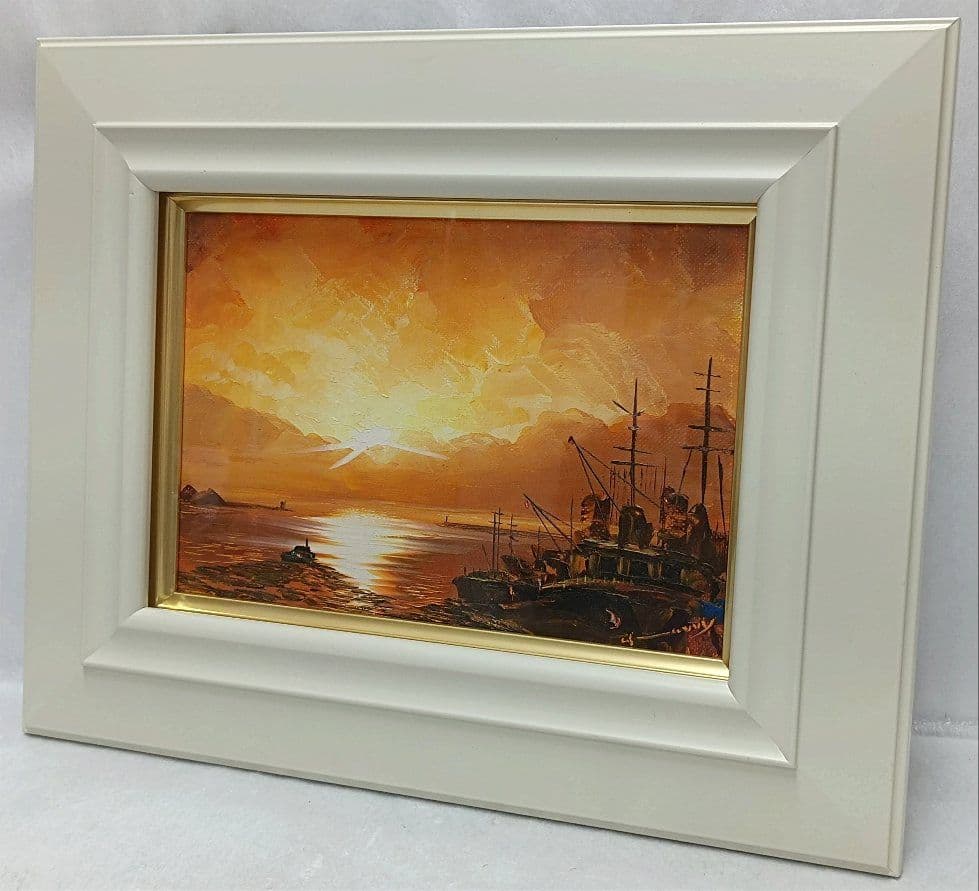 額装／ニチガク　油絵　直筆「夕暮れの漁港」サインあり