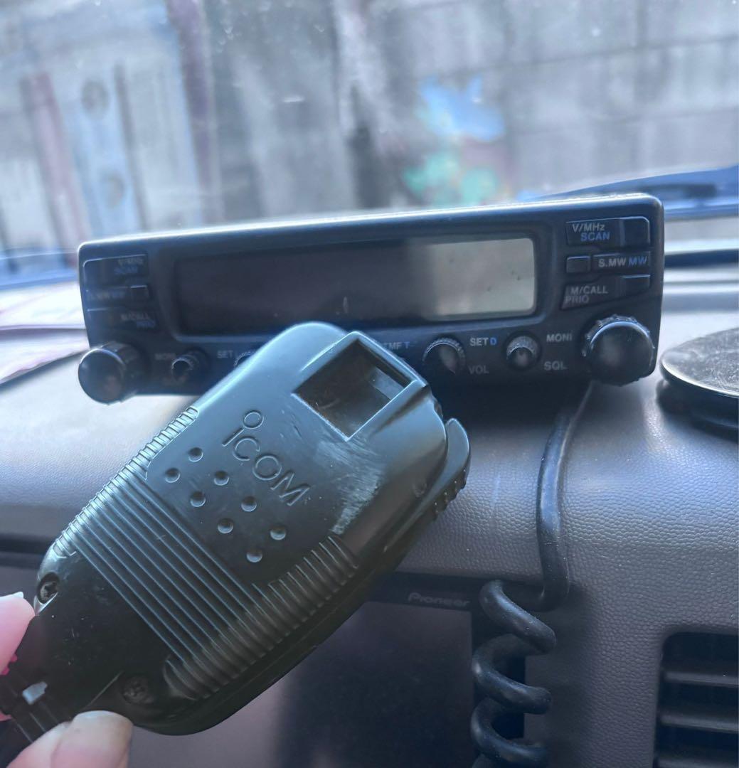 ICOM IC-2710 / IC-2710D 1 アルバンド無線機（車載用）