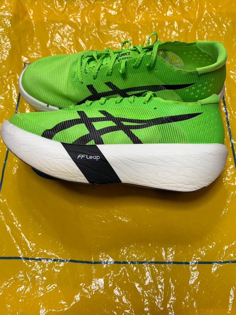 ASICS メタスピードレイ　23.5cm
