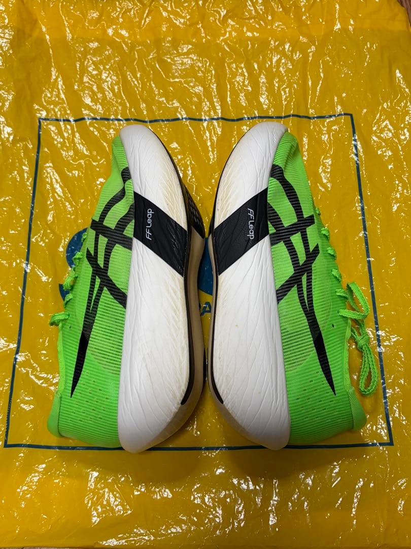 ASICS メタスピードレイ　23.5cm