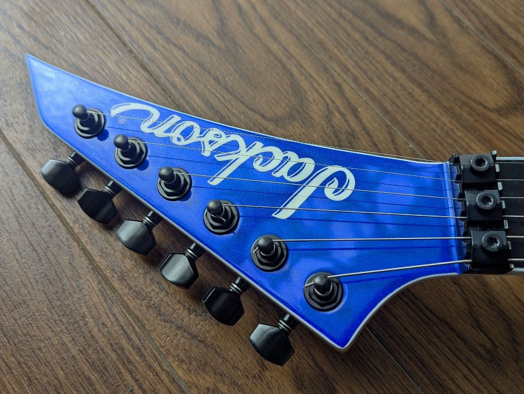 Jackson ジャクソン Pro Plus Dinky DKA