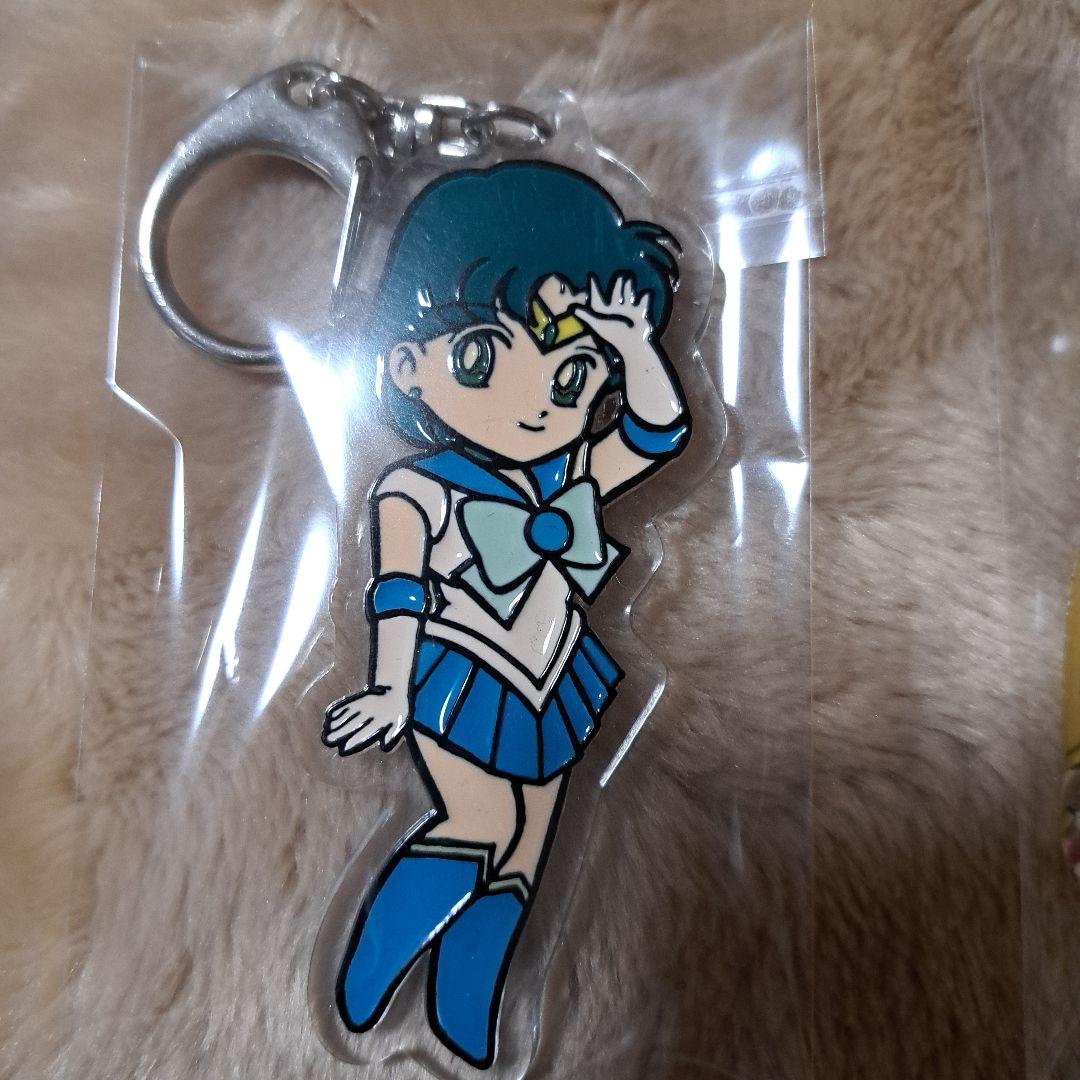 セーラームーンR　5戦士　レトロ　キーホルダー