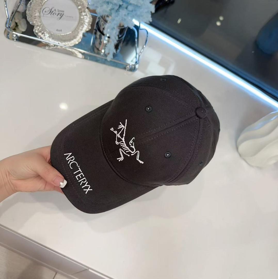 ARC'TERYX アークテリクス ロゴ刺繍 キャップ ブラック