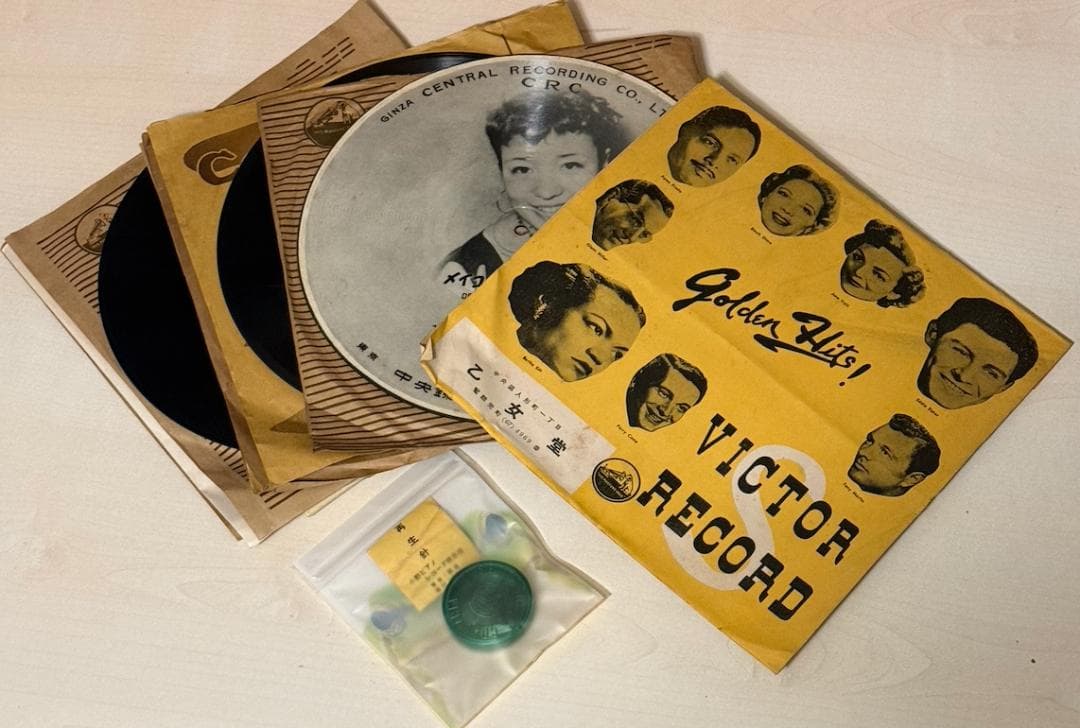 SP盤レコード専用ケース＋昭和初期のSP盤レコード+13枚＋レコード針セット
