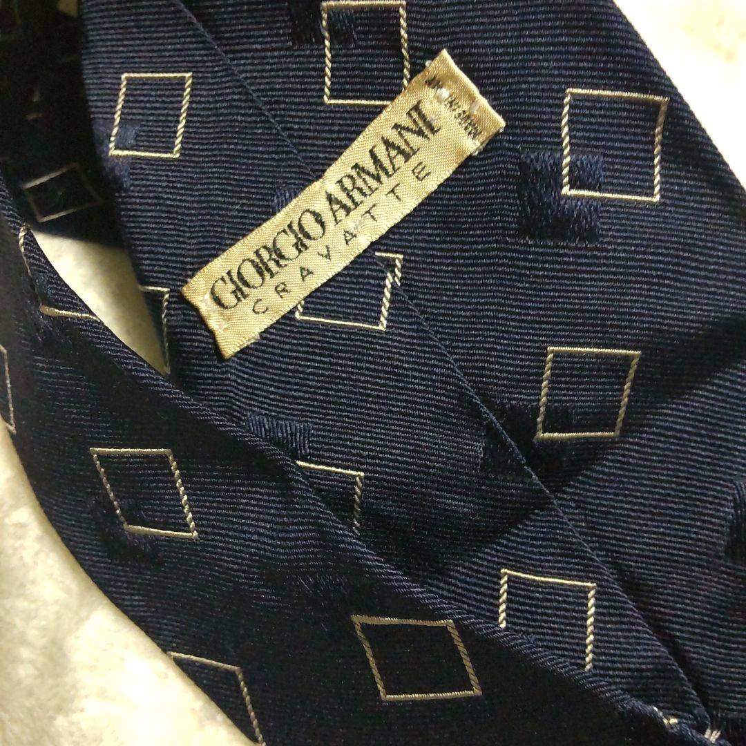 舘ひろしネクタイあぶない刑事