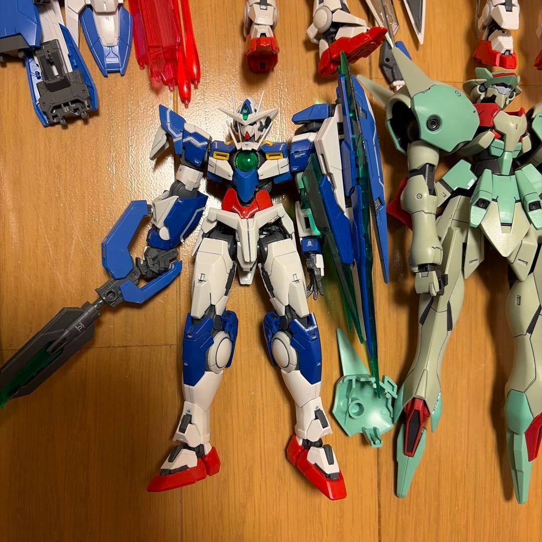 HG RG ダブルオー　ガンプラジャンク　クアンタ　エクシア　ガデッサ　フラッグ