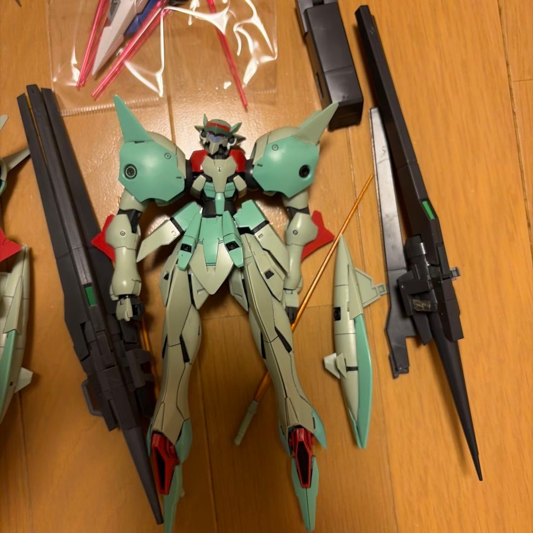 HG RG ダブルオー　ガンプラジャンク　クアンタ　エクシア　ガデッサ　フラッグ