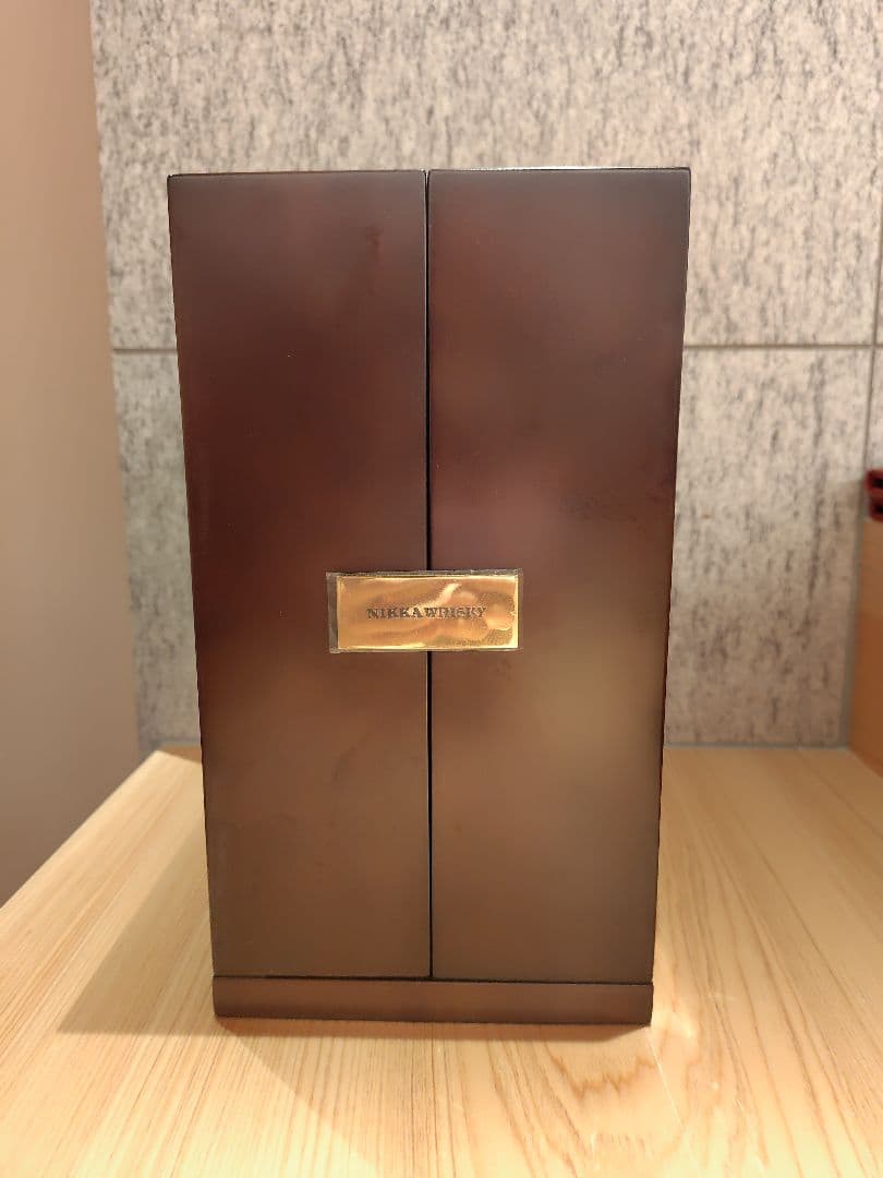 NIKKA THE NIKKA 9 Decades 空き箱