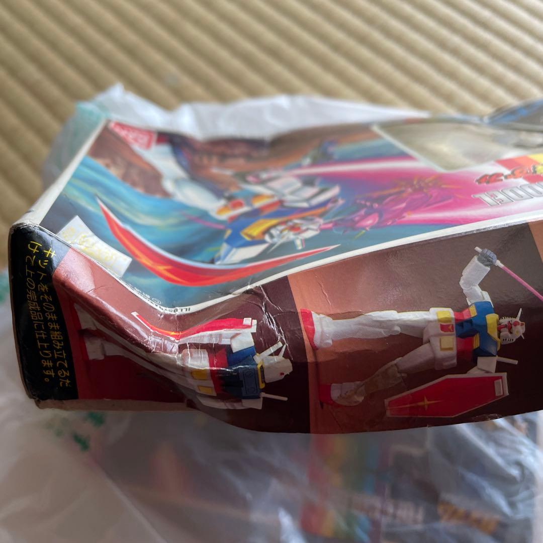 RX-78 GUNDAM 1/144 フルカラーモデル