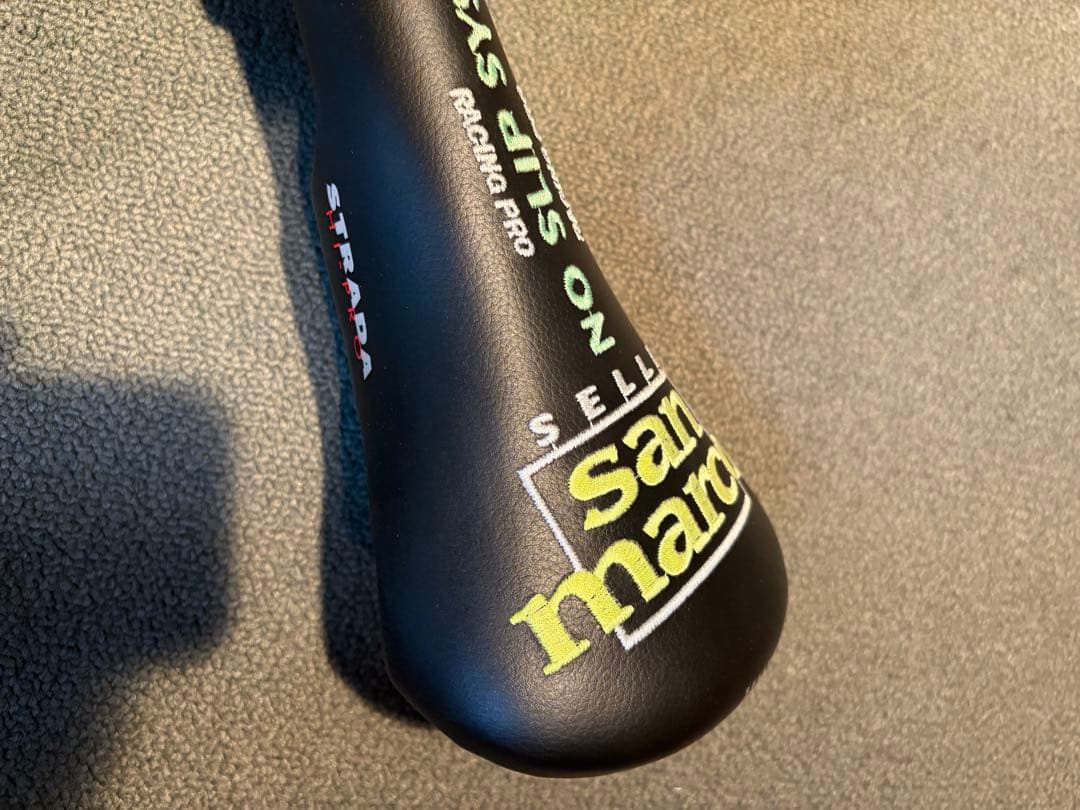 ロードバイク用サドル