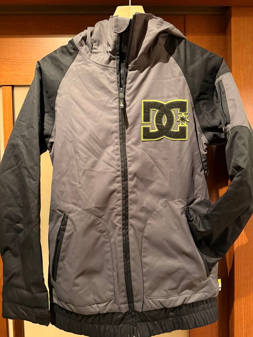 DC 子ども用スノーボードウェアセット