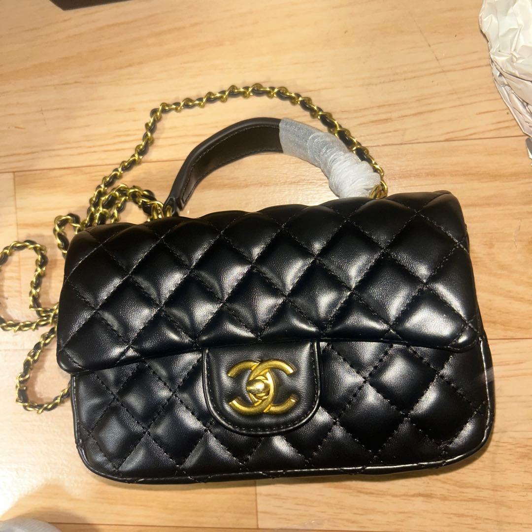 ノベルティCHANELショルダーカバン