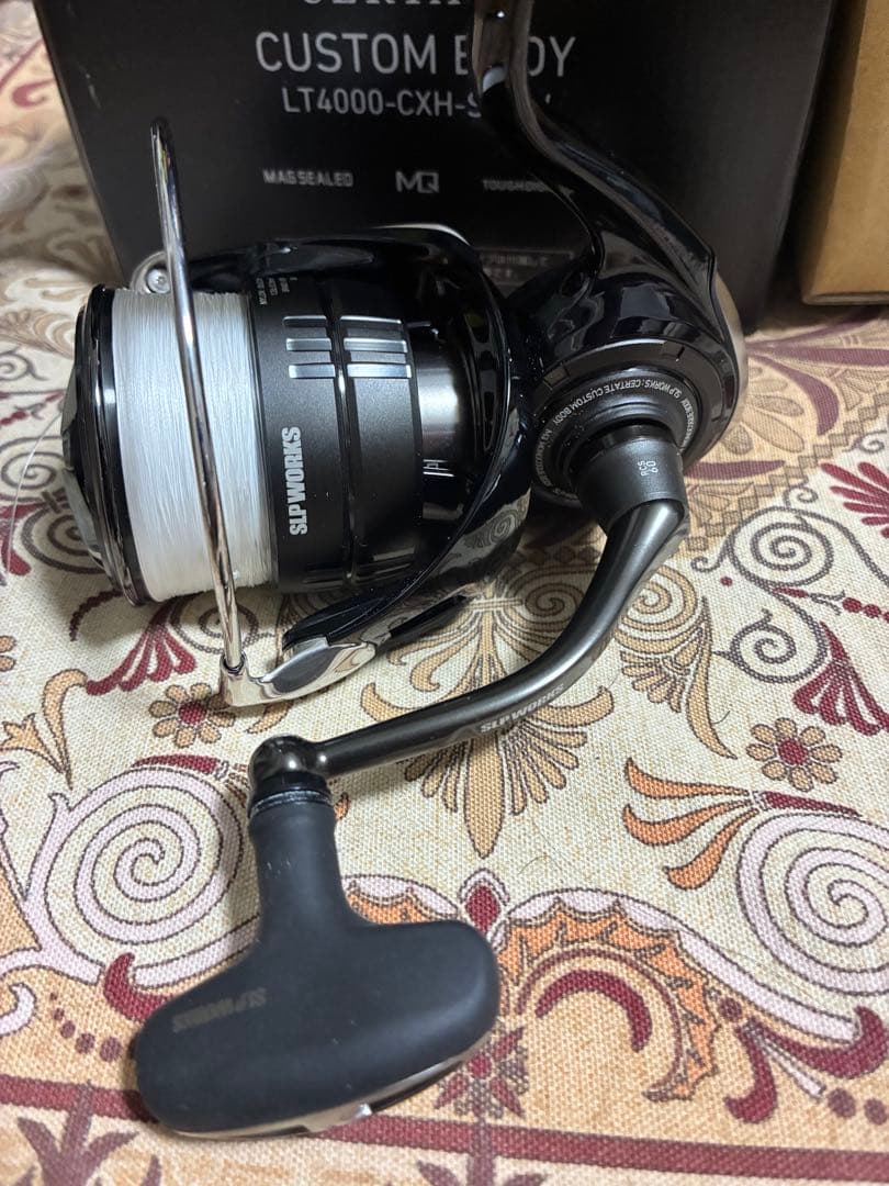 SLP WORKS LT4000-CXH スピニングリール