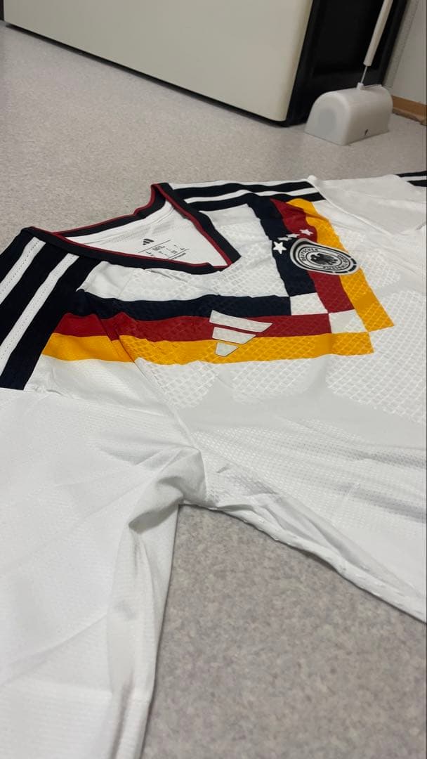 adidas ドイツ代表 長袖シャツ