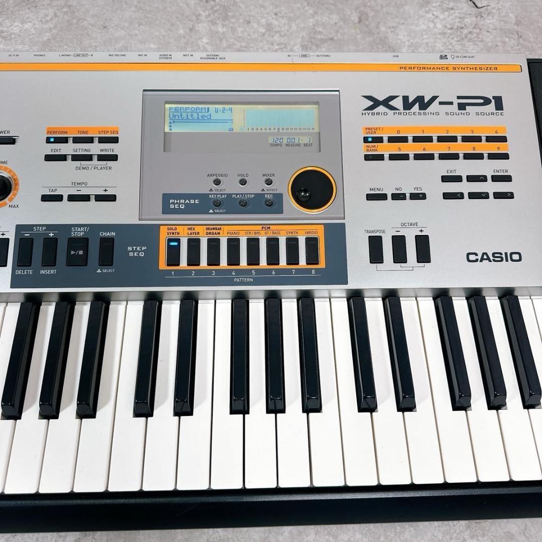 希少　CASIO XW-P1 シンセサイザー 61鍵盤　軽量　ソフトケース　廃盤