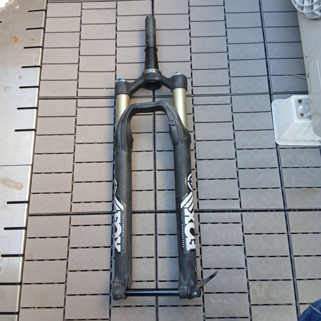 FOX 32 Float サスペンションフォーク 100mm