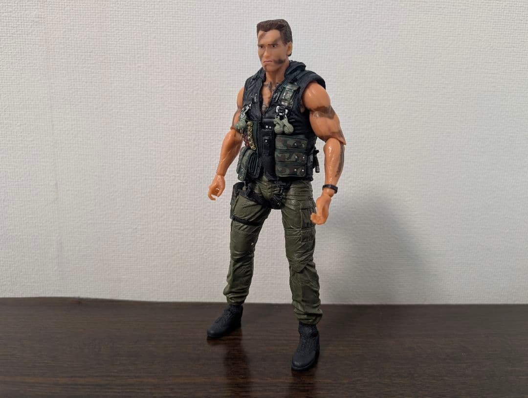 ミリタリー NECA JOHN MATRIX
