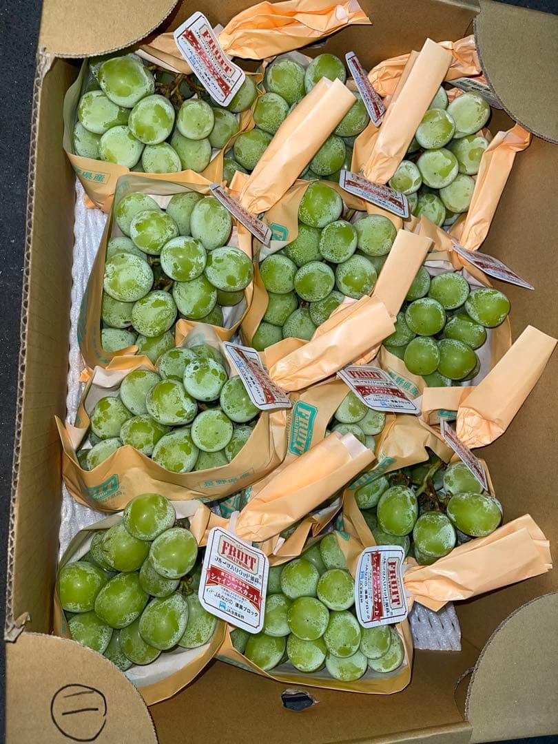 メルカリ限定　シャインマスカット5kg秀6〜11房　高級品質