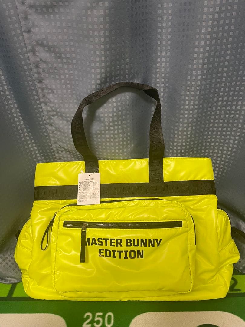 MASTER BUNNY EDITION 蛍光イエロー バッグ
