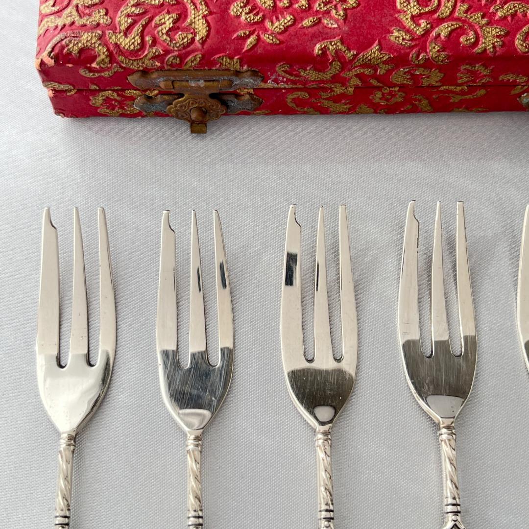 【ドイツ】 ケーキフォーク 6本 【シルバープレート】金彩風ケース