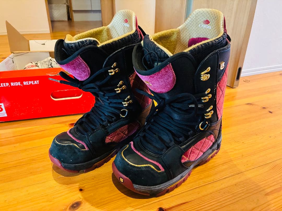 【セール中】【交渉可】Burtonスノーボードブーツ ・パープル・27.5㎝