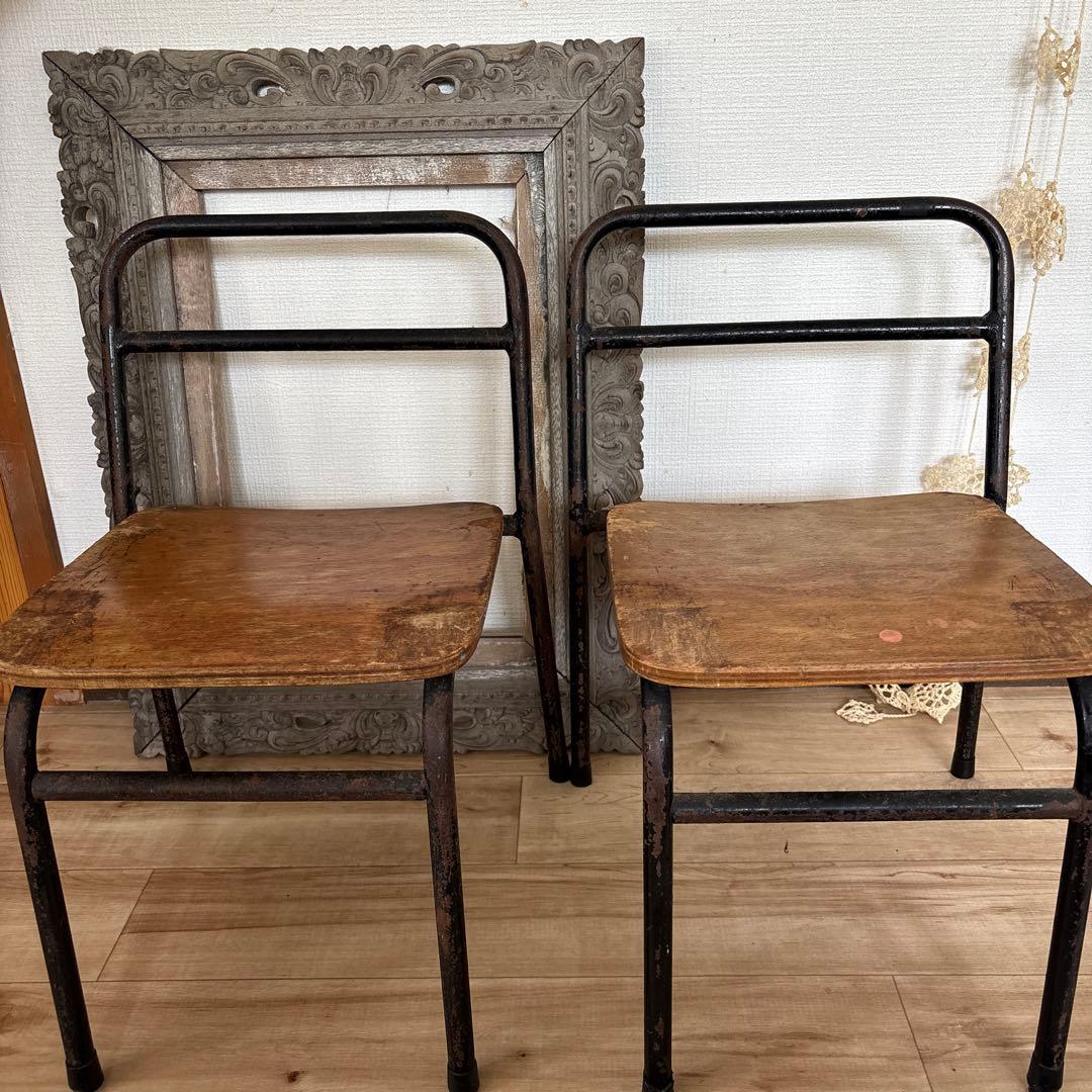 懐かしい幼稚園の椅子2脚セットアンティーク