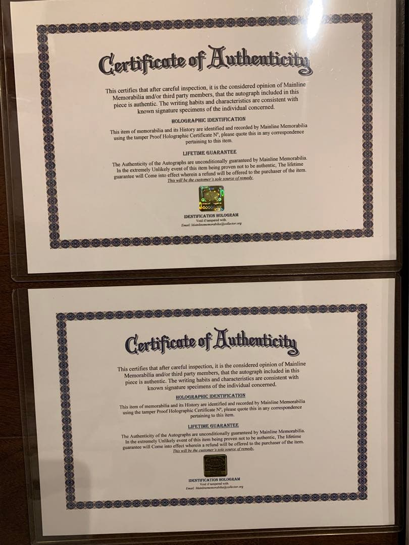 ★伝説メンバー★[鑑定書付] バルサ×レアル　メッシ　クリロナ　サイン入り額縁