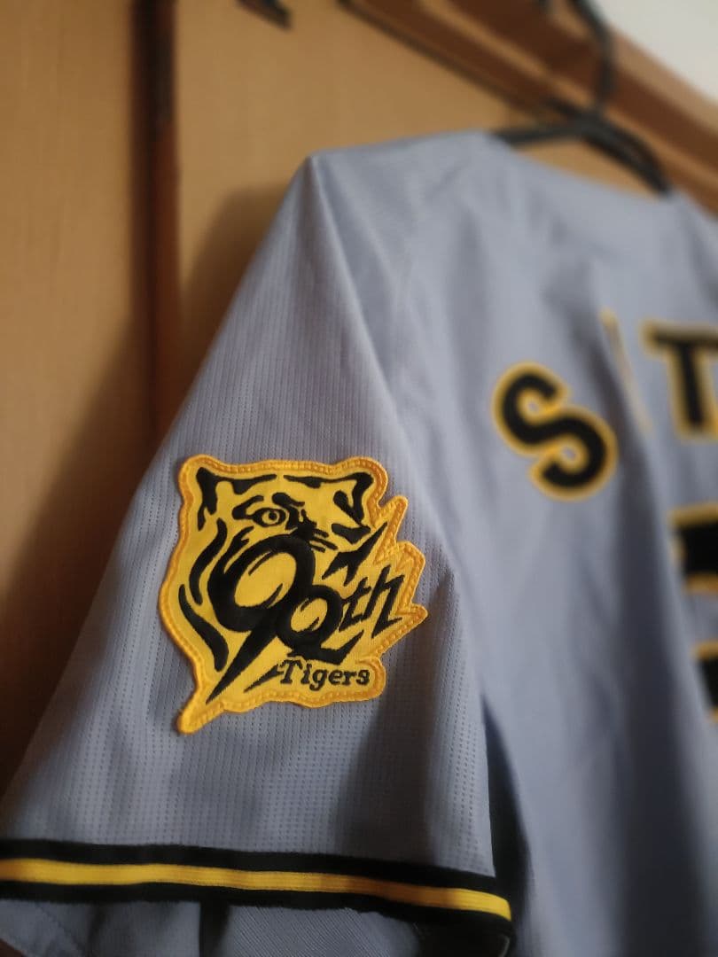 阪神タイガース 佐藤輝明 サトテル ビジターユニフォーム 90周年