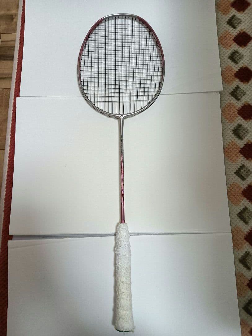YONEX　ナノフレア600　4ug5