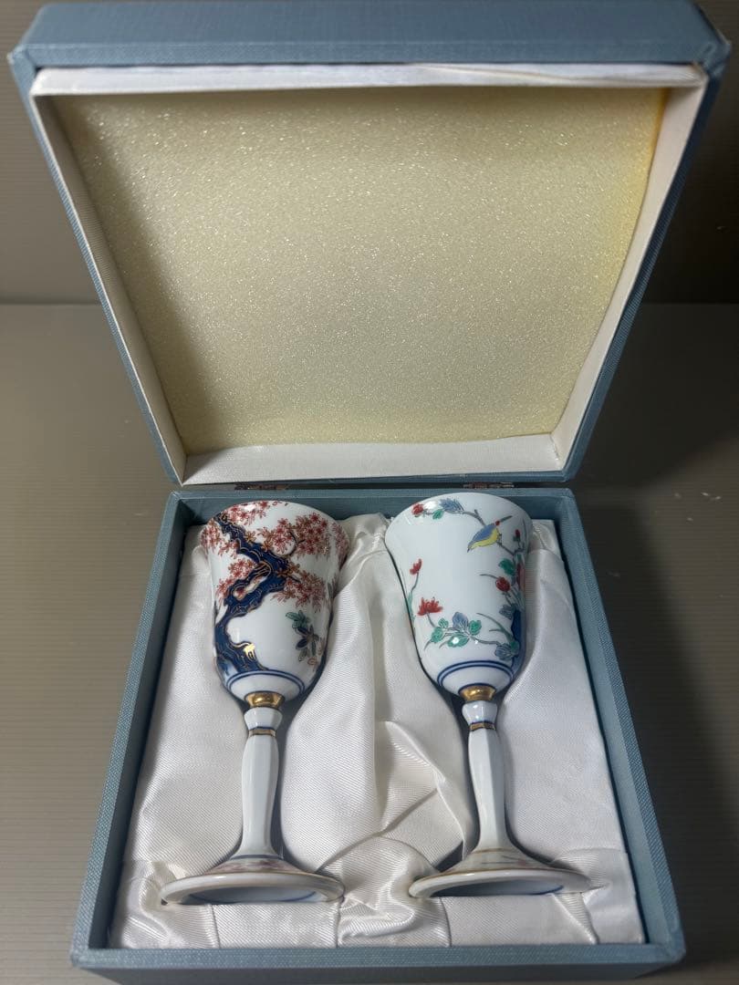 2543 有田焼　其泉作　岩花鳥文　牡丹文　ワインカップ　2客　未使用