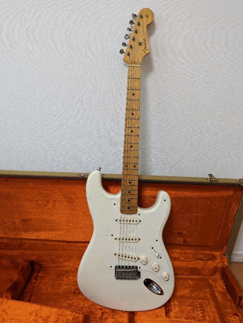 Fender American Vintage ストラトキャスター57 白