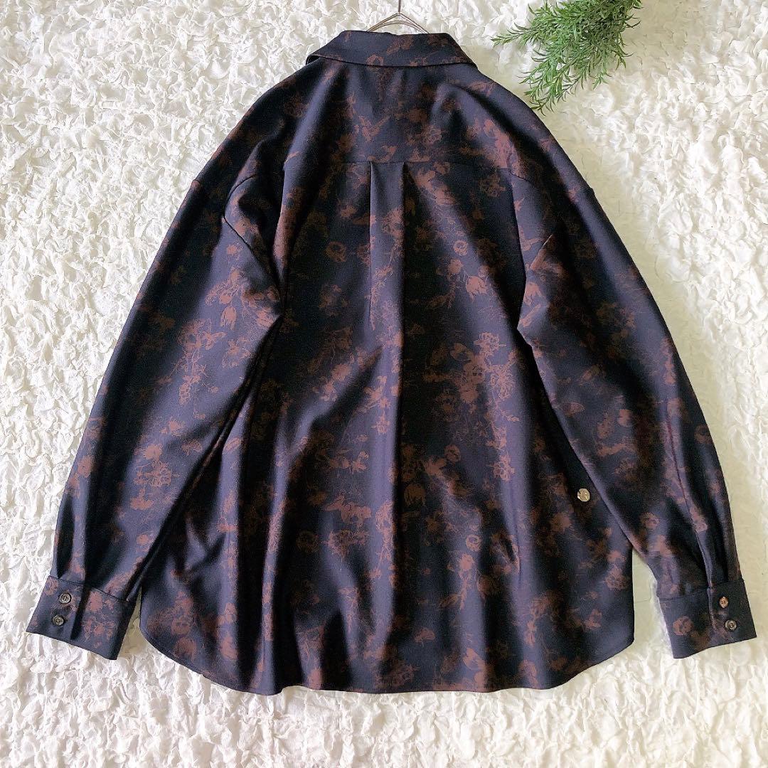 【美品】Perfume closet ストレッチシャツ 長袖 総柄