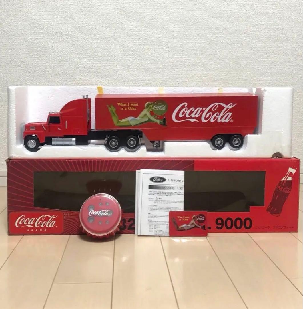 【限定1,000台】コカコーラ　トレーラー　ラジコン　フォード　1:32