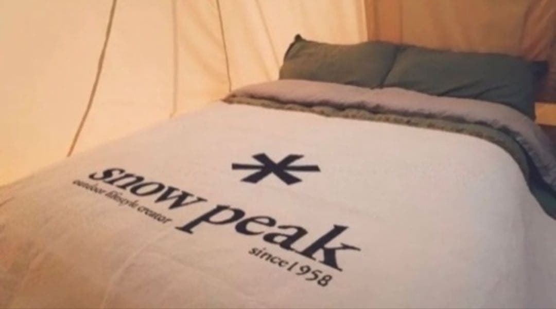  peak アウトドア寝具 黒 フリンジ付き　大判ブランケット