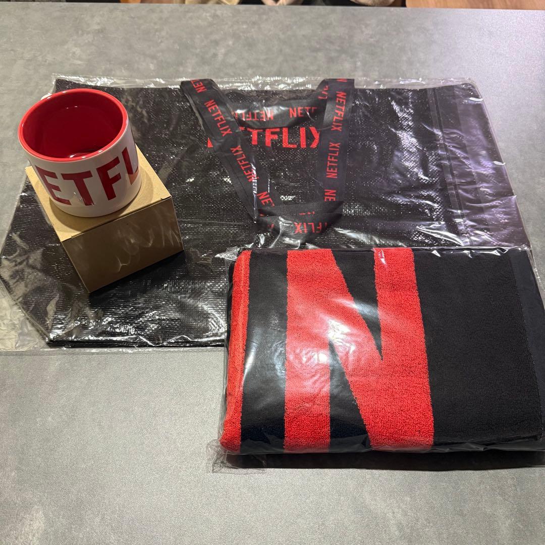【非売品】Netflixグッズ マグカップ バッグ タオル【新品未使用】