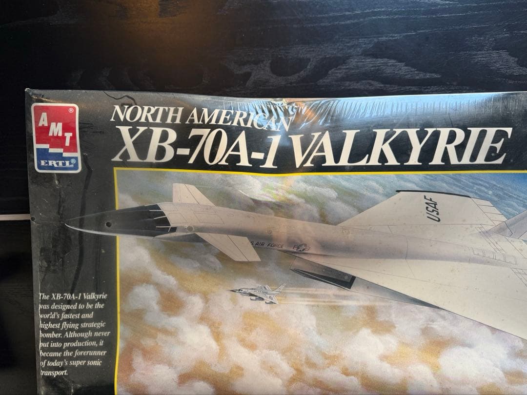 AMT 1/72 XB-70A-1 ヴァルキリー 未開封 プラモデル 戦略爆撃機