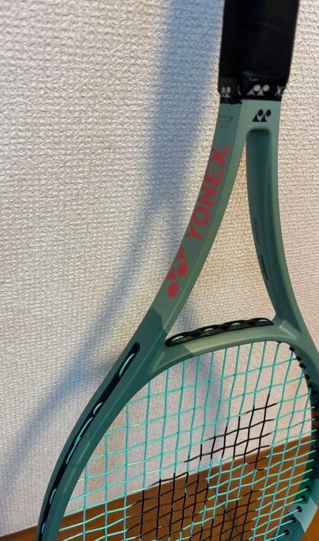 美品　YONEX パーセプト100 G3