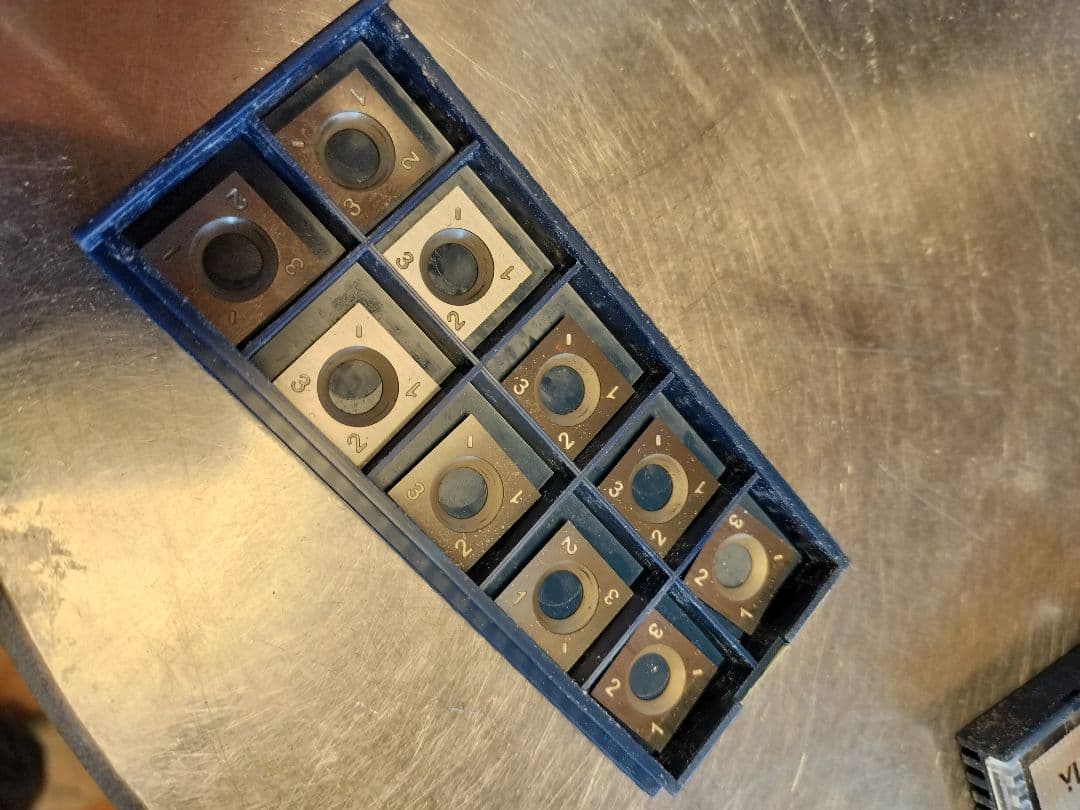 14mm 超硬カッターチップ 20枚  ヘリカルカッター・ターニングツール