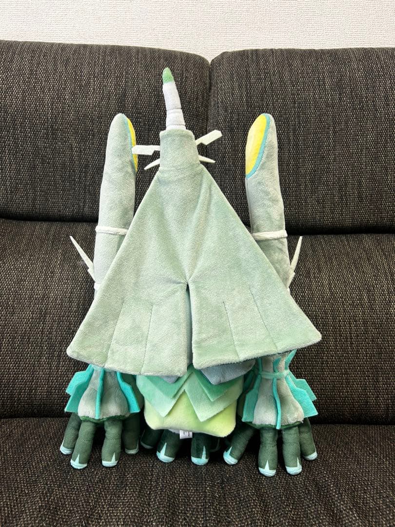 ポケモンセンター　テッカグヤ　ぬいぐるみ