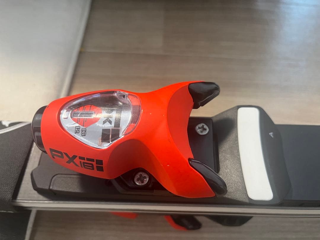 スキー LOOK PX18 HOTRED