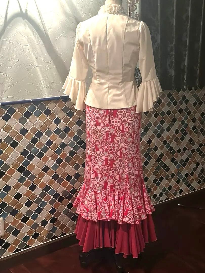 フラメンコ ブラウスとファルダのセット