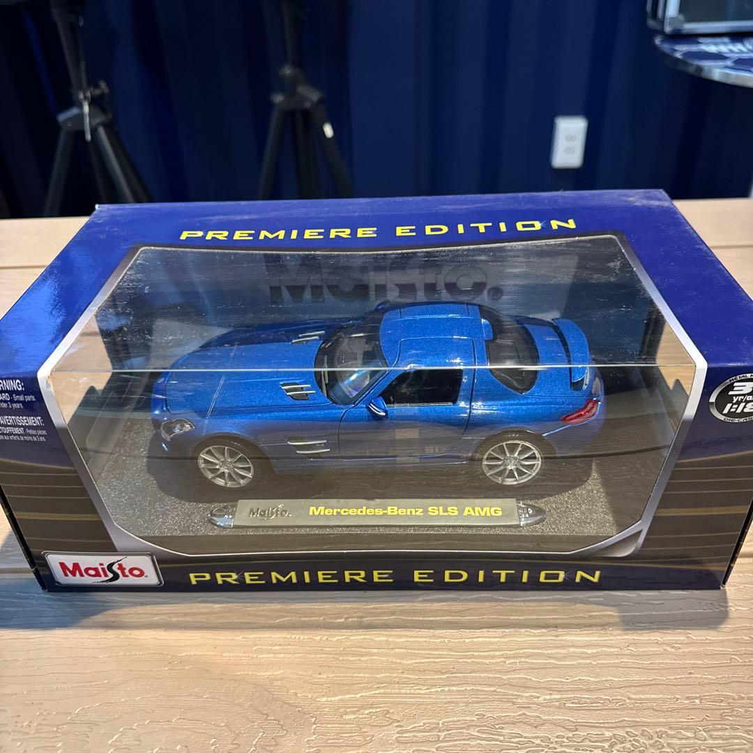 Maisto Mercedes-BenzSLS AMG 18分の1スケールモデル