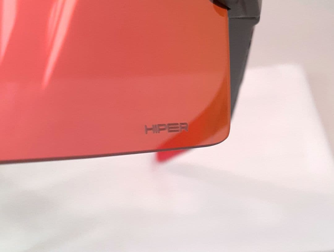 100% S3 ガンメタル レッド ワンハンドレッド サングラス