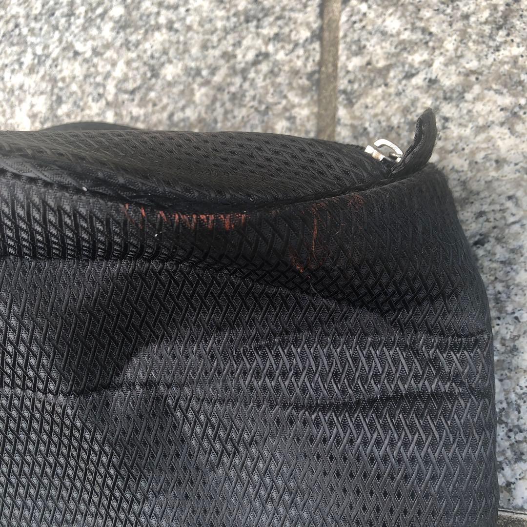 ★スリクソンキャディバック 　コースで未使用