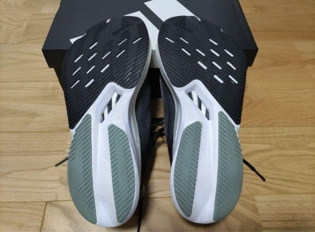 adidas Adizero ランニングシューズ ブラック/ライム