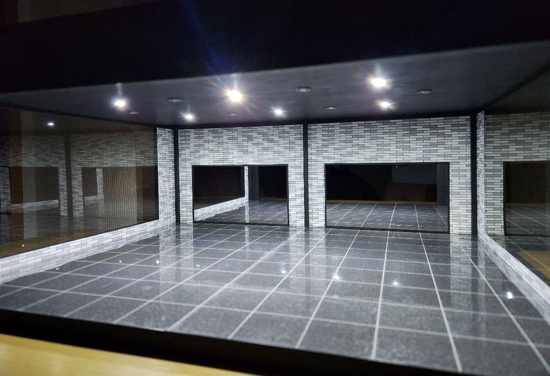 UE2〜　ミニカー　ショーケース　オーダー製作