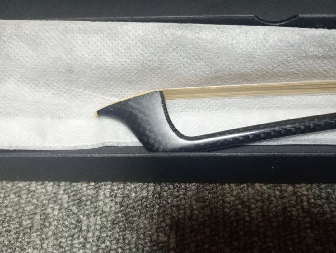 v*e様 YAMAHA CBB 301 Vc 4/4 チェロ カーボン弓